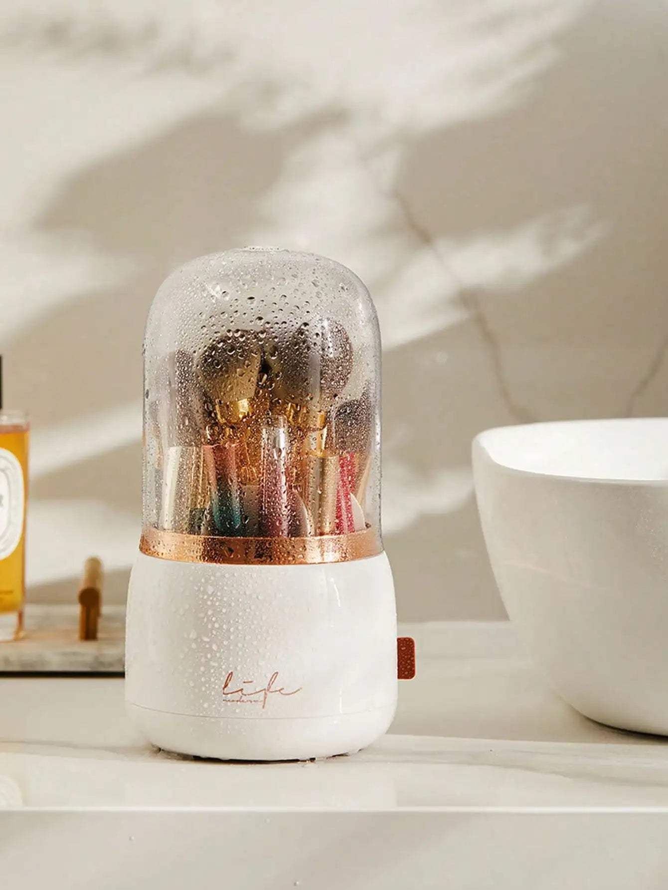 Dust-Proof Makeup Brush Organizer with Clear Dome Lid – Elegant Cosmetic Storage Box for Vanity & Bathroom